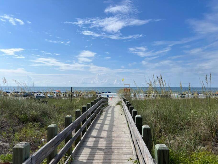 Ocean Walk Apartment Myrtle Beach Exterior photo